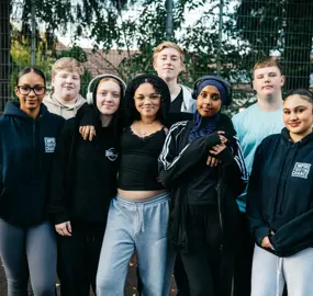 3V2a1057photoshop Reedit